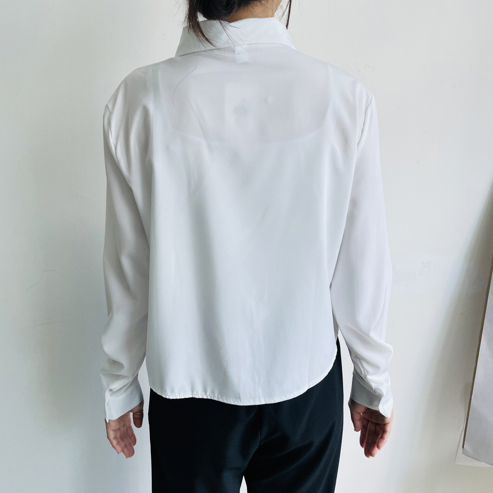 1+1 세미크롭셔츠 링클프리셔츠 면접블라우스 정장 흰색 블랙 남방 블라우스 - 상세 이미지 5