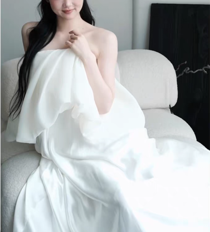 미니멀 셀프웨딩 드레스 심플 튜브탑 오간자 레이어드 고급스러운 스냅촬영 리마인드 신부드레스 - 상세 이미지 2
