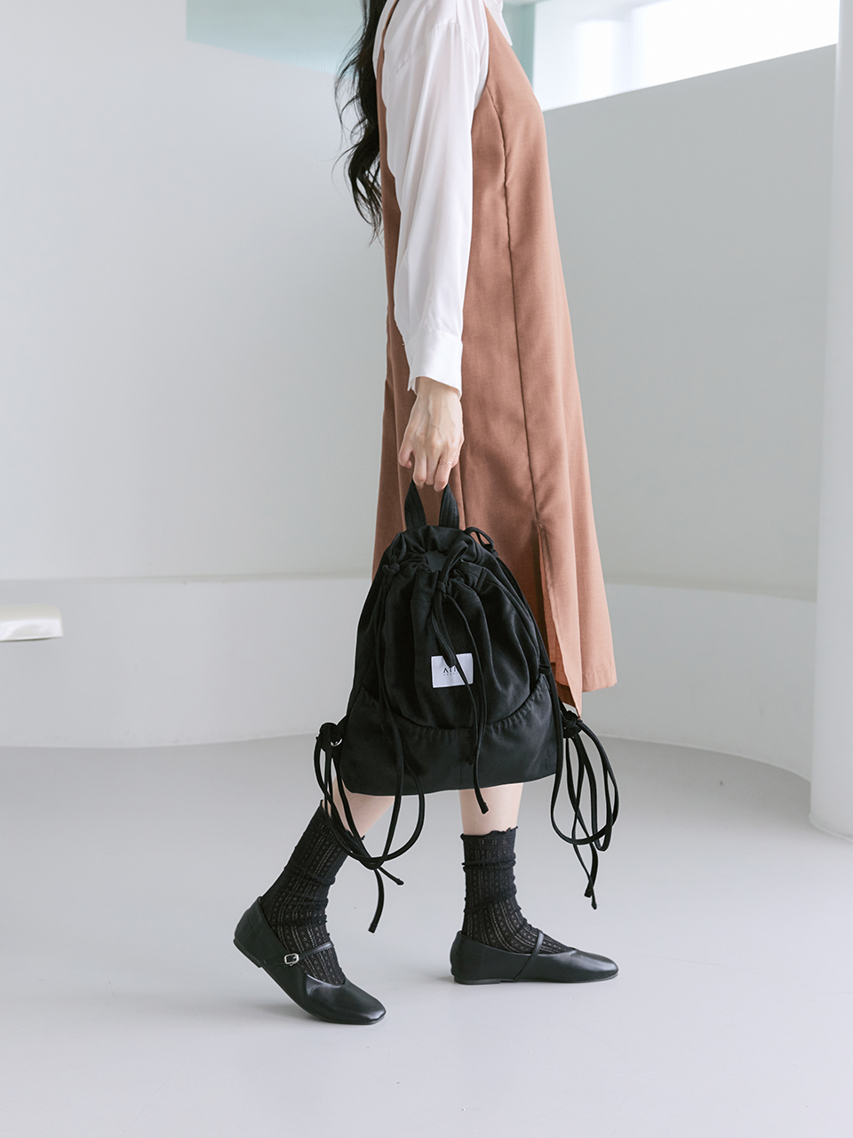[ATIL STUDIO] 스웨이드 데일리 스트링 백팩_[블랙] 이미지 7
