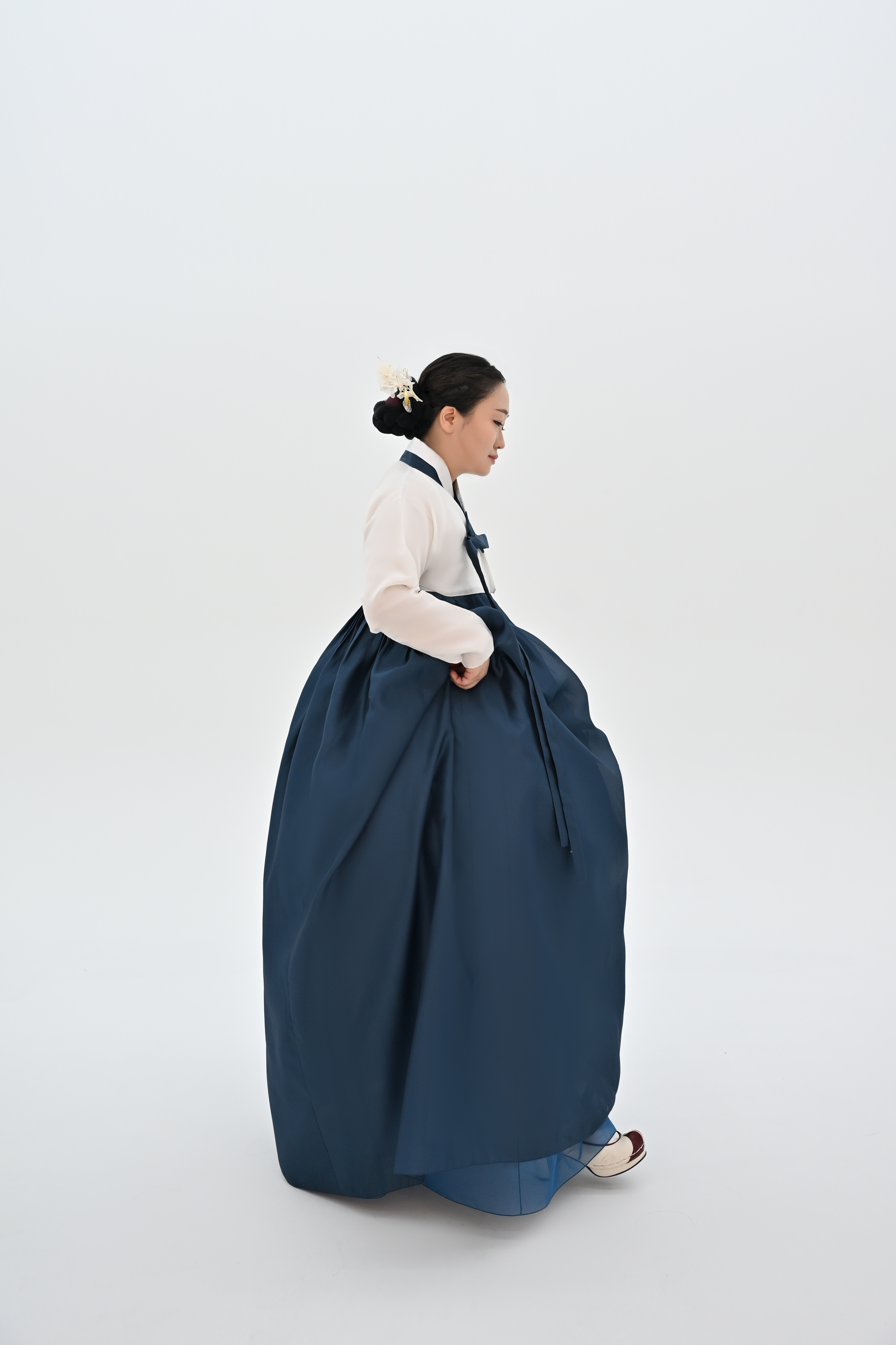 [한복대여] 지백색과 청록색 한복 전통 결혼 촬영 스냅 예식 신부 혜여한복 - 상세 이미지 5