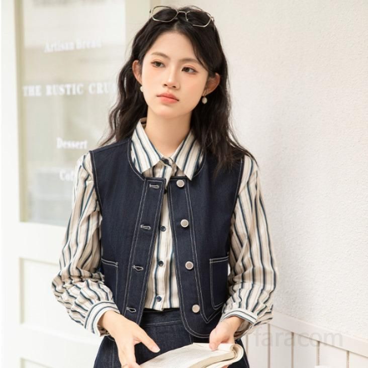 여성 데님 조끼 오버핏 레이어드 봄 가을 캐주얼 재킷 스타일 빈티지 청자켓 셔츠와 매치하기 좋은 작업복 스타일링 편안한 착용감 - 상품 이미지