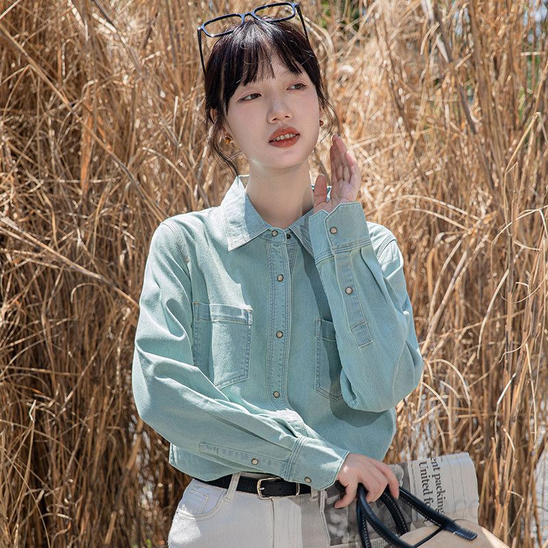 여성 데님 셔츠 긴팔 레트로 스타일 가을 패션 캐주얼 루즈핏 매력적인 청남방 데일리로 편안한 착용감의 모던한 디자인 - 상세 이미지 3