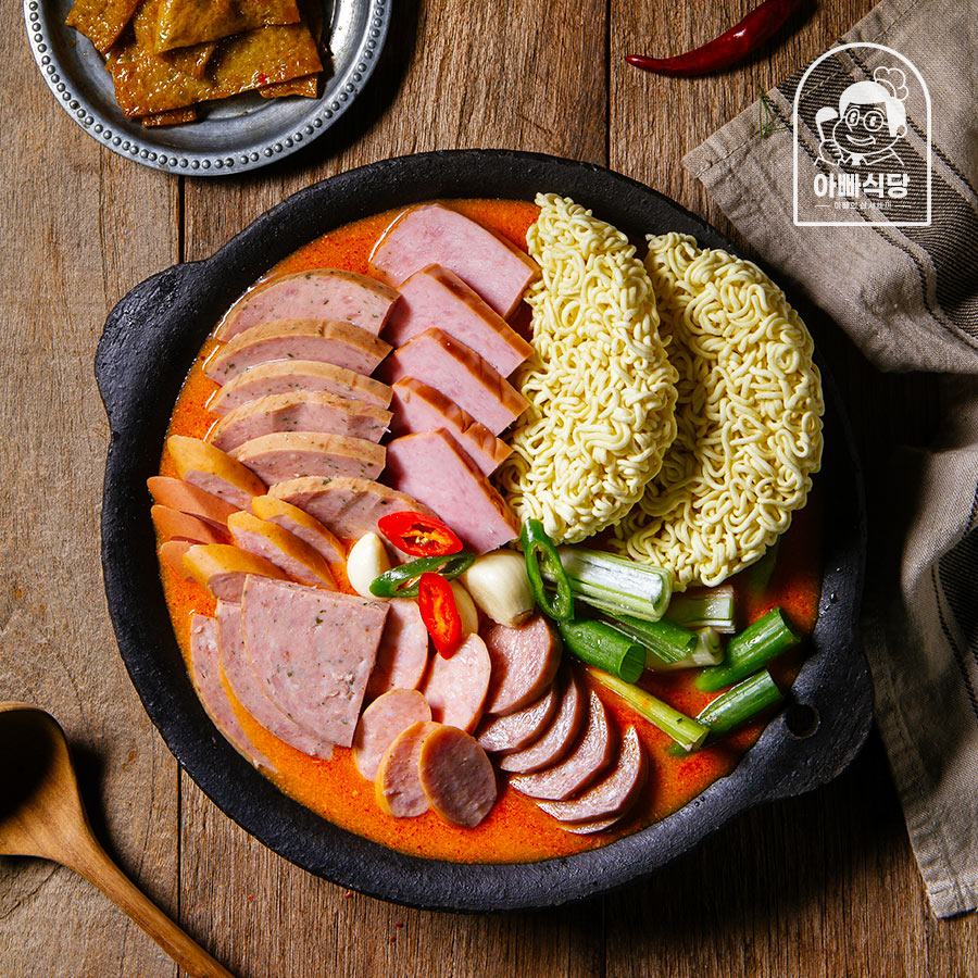 (2+2) 햄듬뿍 부대찌개 600g 4팩 - 상품 이미지