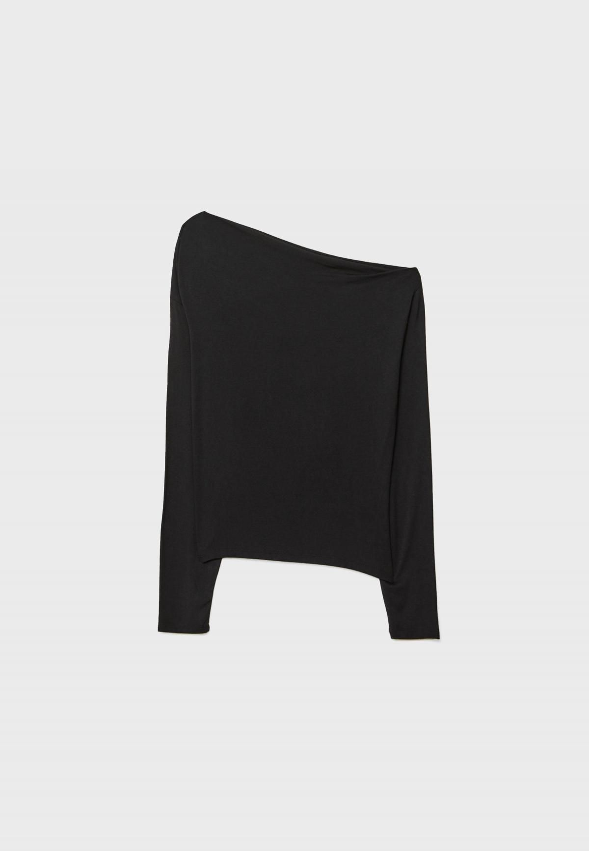 스트라디바리우스 모던 언발란스넥 긴팔 티셔츠 7091/150 BLACK - 상품 이미지