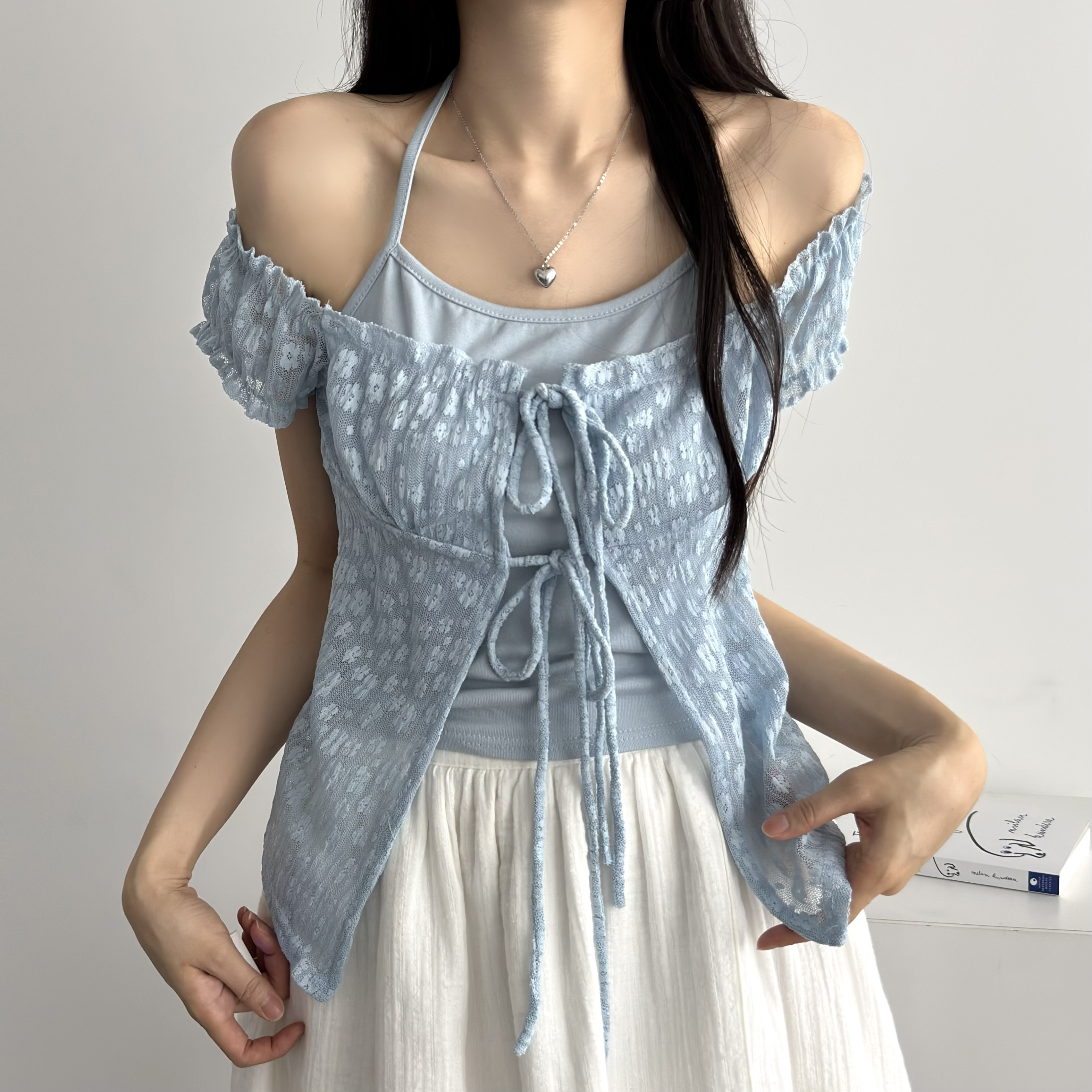 시스루 펀칭 블라우스 오프숄더 뷔스티에 아일렛블라우스 - 상세 이미지 5