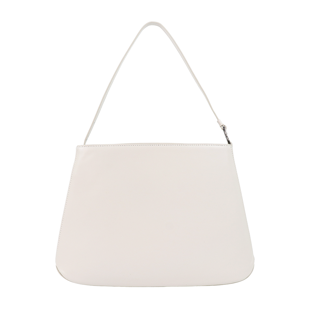 로우클래식 로고 숄더백 LCPF22BA03374 0813 - 상세 이미지 2