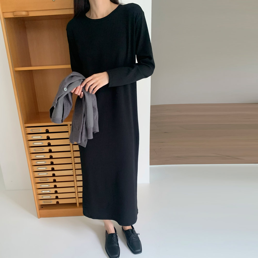뒷트임 골지 니트 원피스 긴팔 간절기룩 가을 롱원피스 겨울 이너 레이어드 블랙 베이지