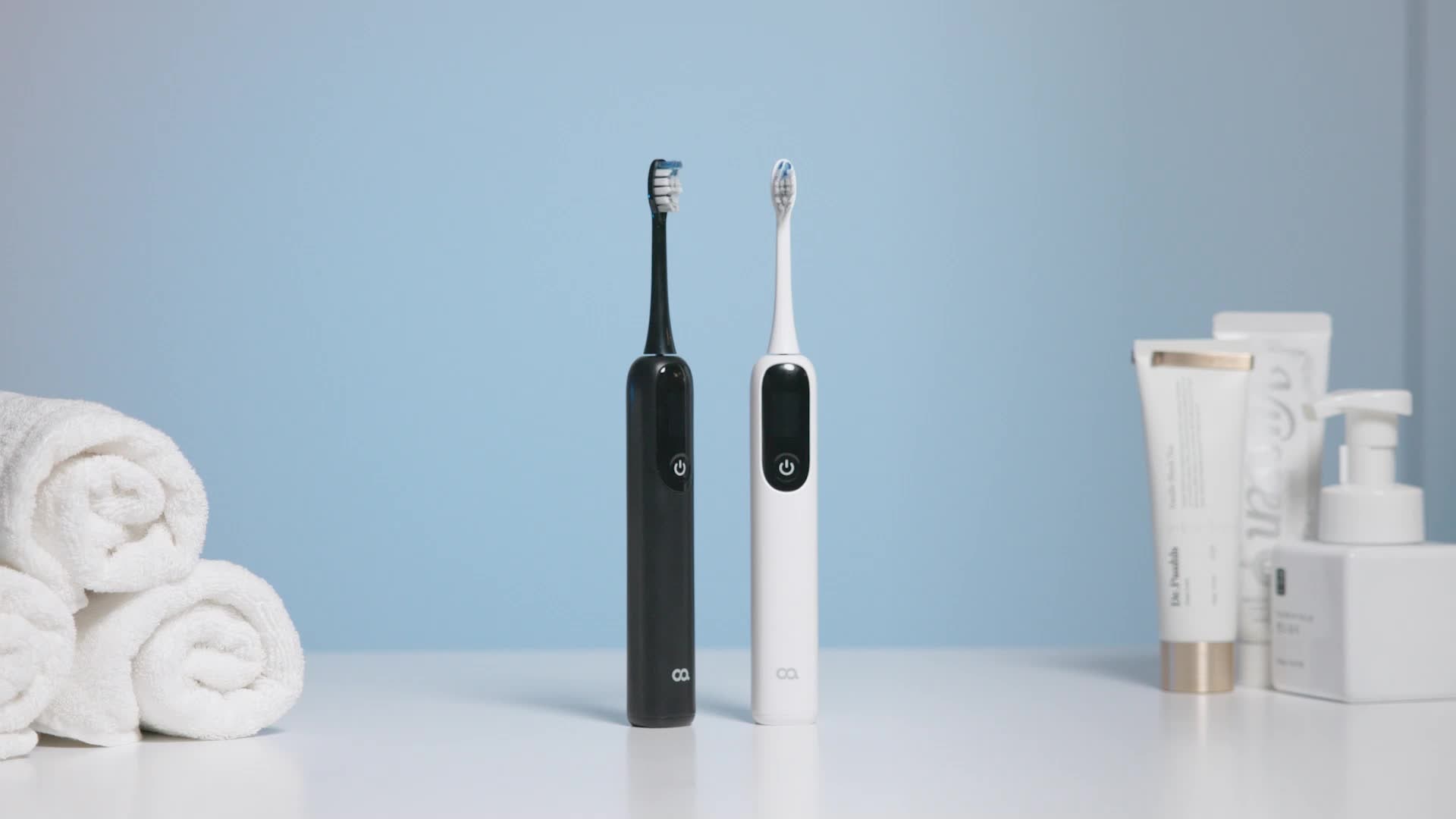 오아 클린이스윙 전동칫솔 LCD 좌우 회전 음파 무선 스마트 디지털 미세모 진동칫솔