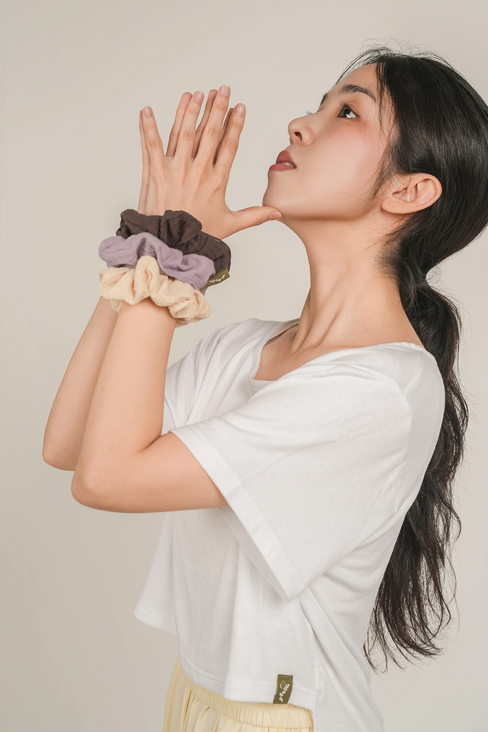 [에스라티] 브리드 크런치, 헤어 곱창 머리끈 스크런치 헤어밴드 - 상품 이미지