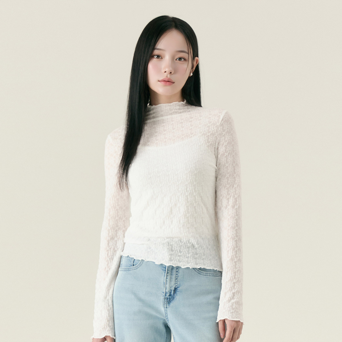 로엠 시스루 레이스 티셔츠 RMLWF49R12 - 메인 이미지