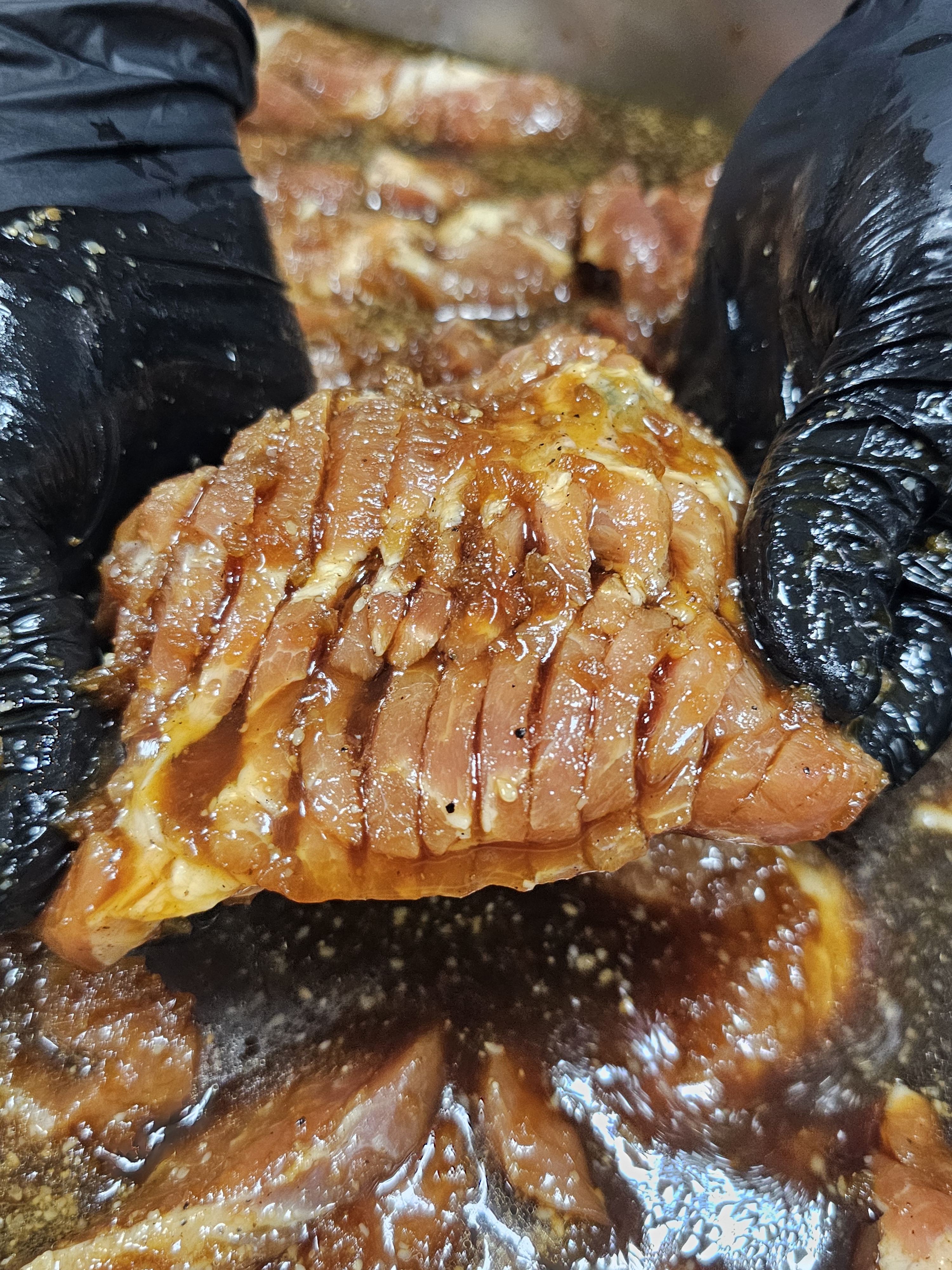 꼼돼지 양념 목심구이 (300g) 숯불 돼지갈비 - 상세 이미지 2