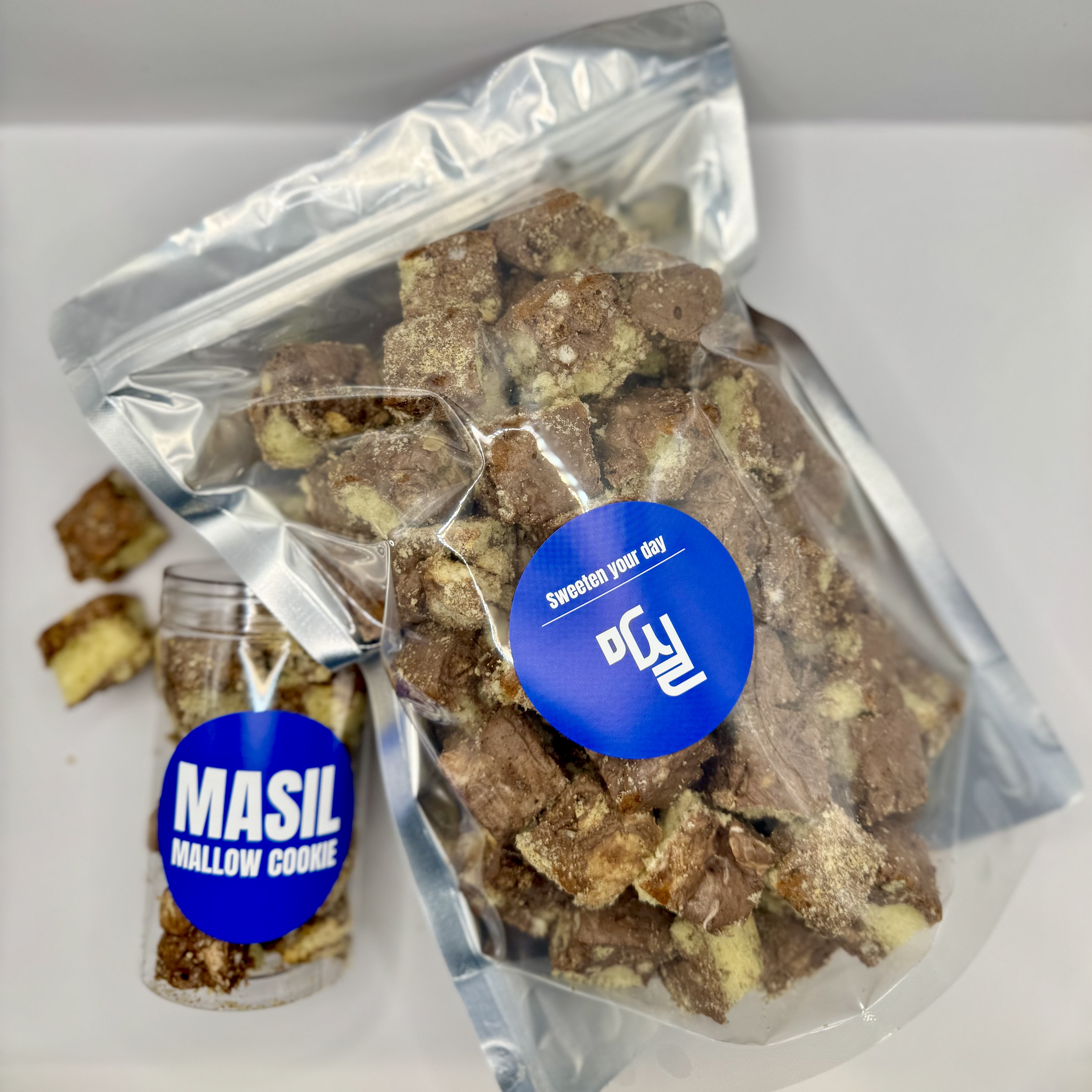 벌크용 대용량 쫀득쿠키 수제 마시멜로우 초코반하나 초코 바나나 700g - 메인 이미지