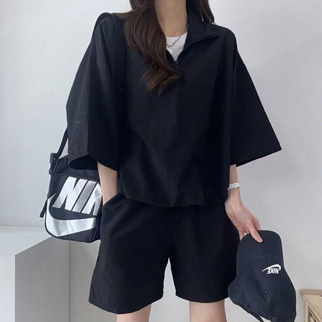 여성 3컬러 캐주얼 하이넥 반팔 반집업 셋업 블랙 - 상품 이미지