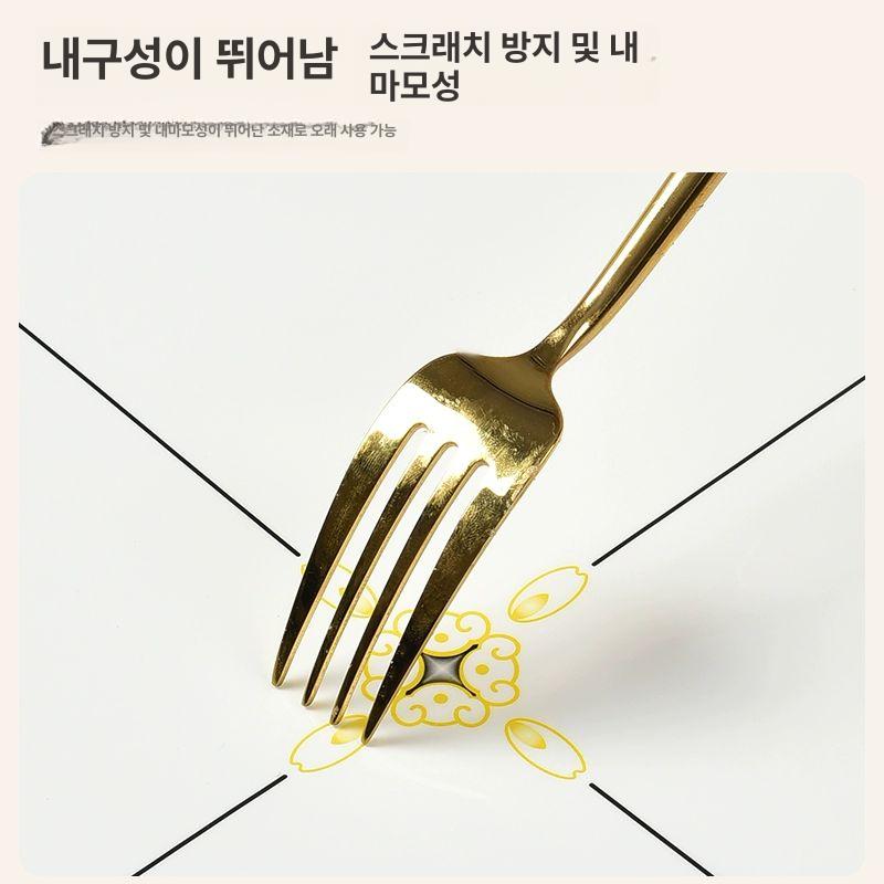 솔비에 욕실천장시트지 천장누수도배 접착식 스티커 타일 방수 셀프 순백 30x30cm 두꺼운 강한 접착 10장 팩 공장 직송 0.9평방 가능 - 상세 이미지 4