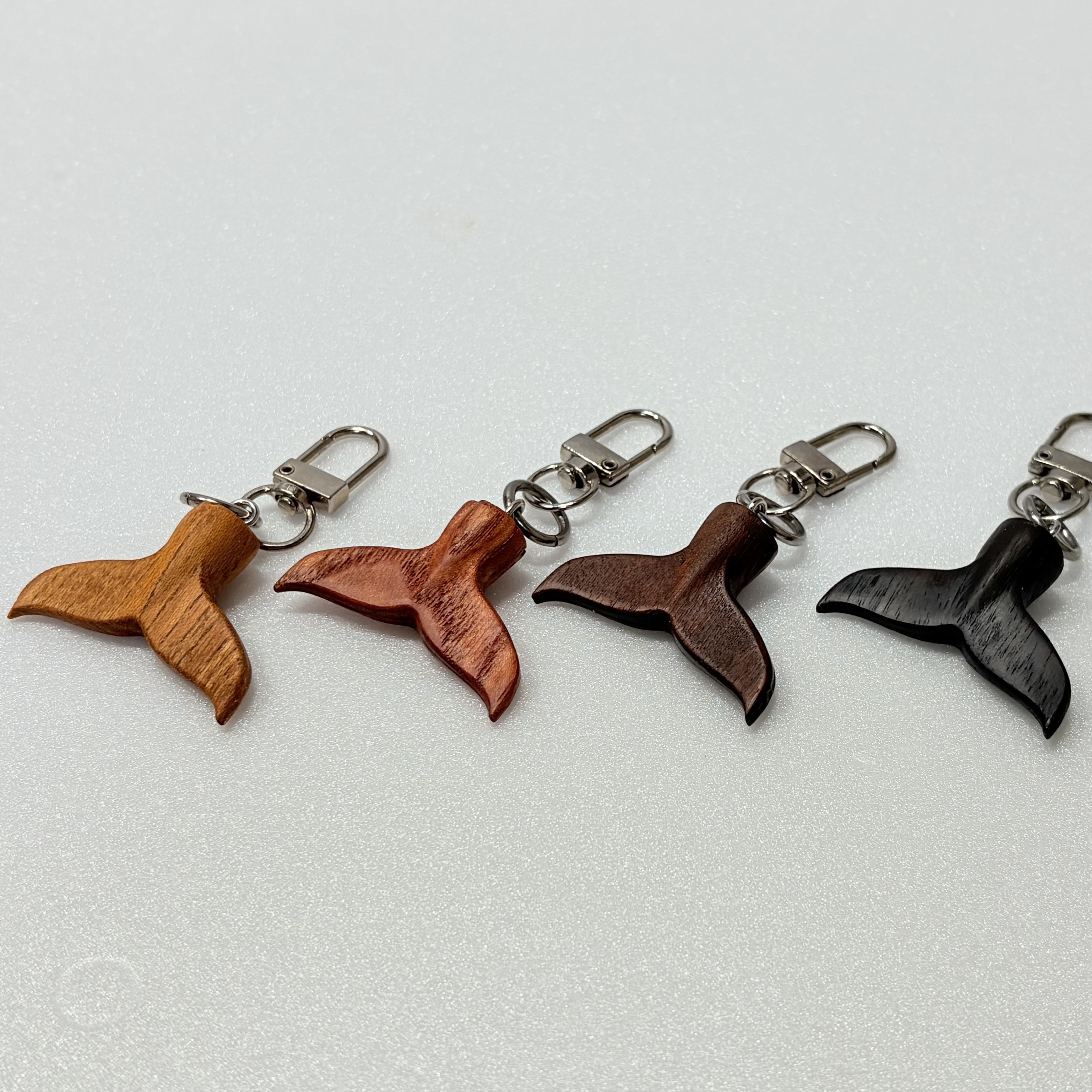 원목 행운 고래꼬리키링 주문제작 돌고래열쇠고리 - 상세 이미지 2