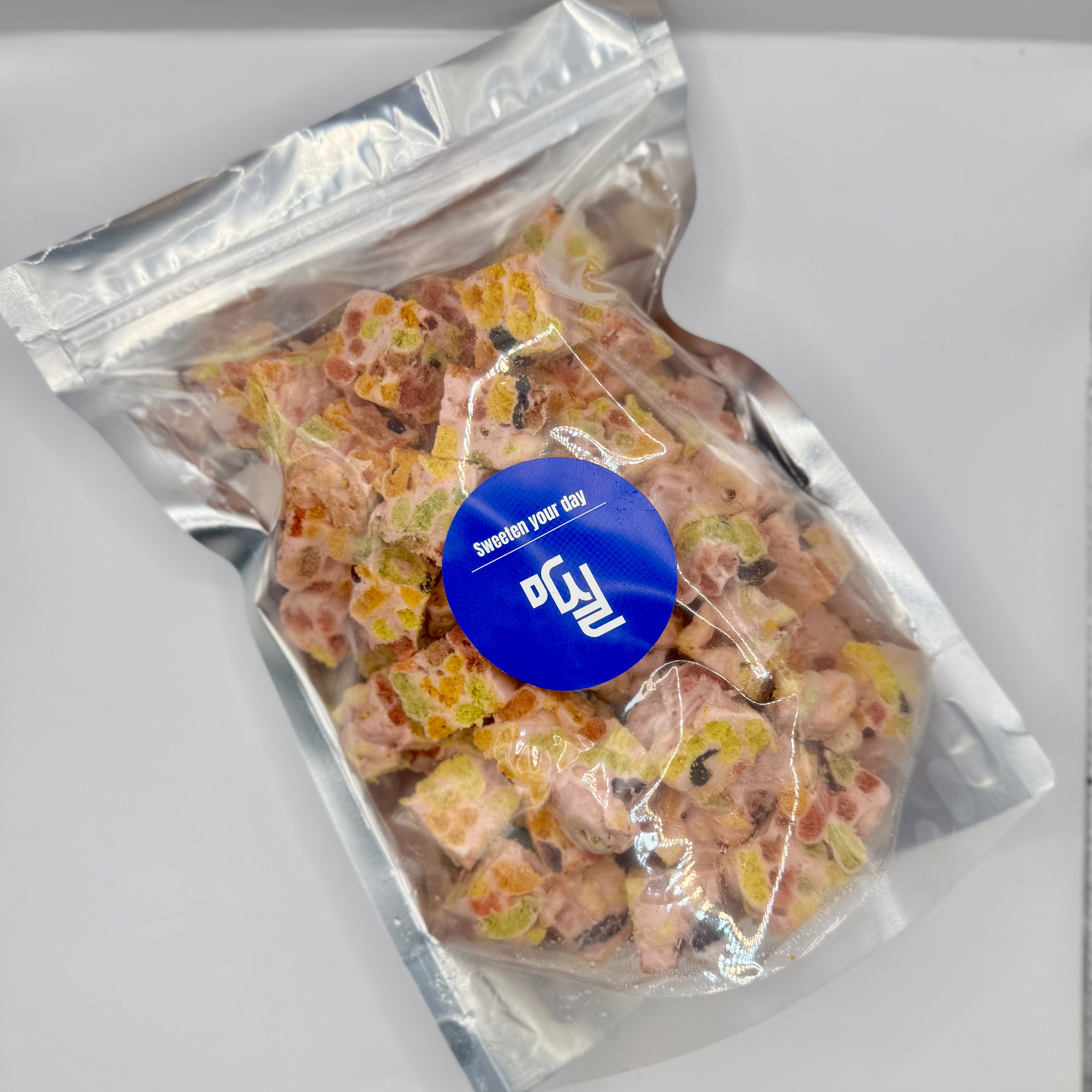 벌크용 대용량 쫀득쿠키 수제 마시멜로우 요거요거 후르츠링 요거트 후르츠 700g - 메인 이미지