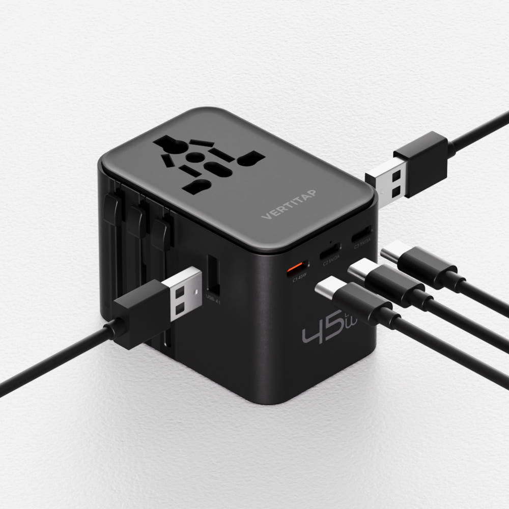 다양한 컬러의 어댑터 이미지