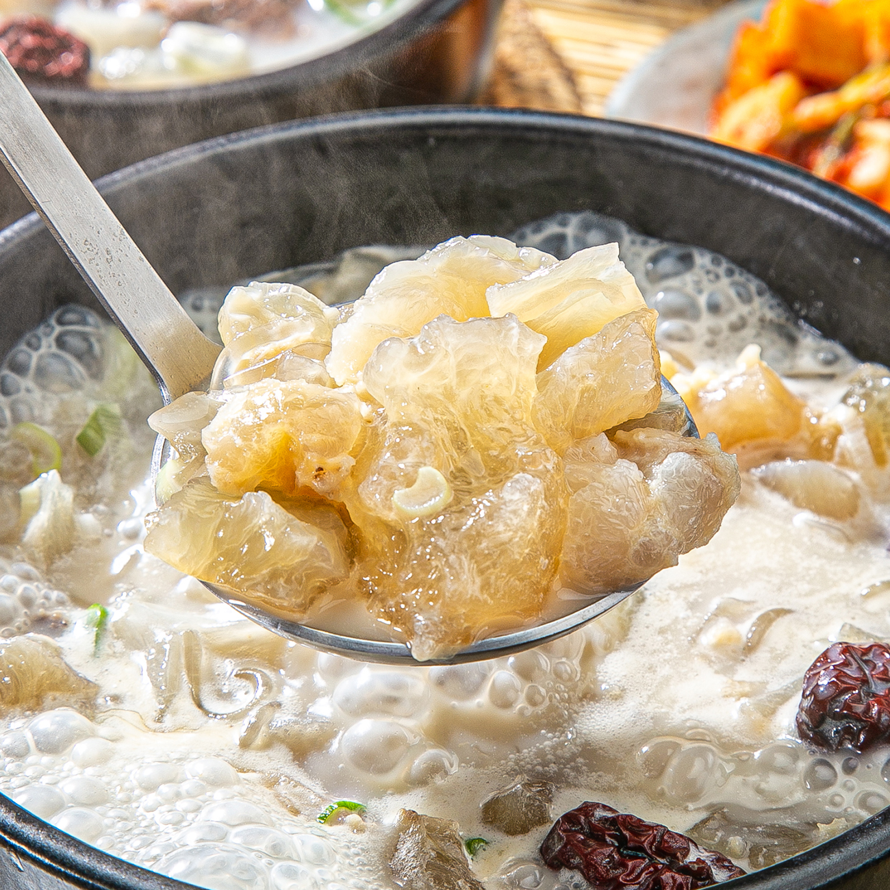 제철밥상 도가니탕 500g 3+1팩 스지 몸보신 사골 곰탕 - 상품 이미지