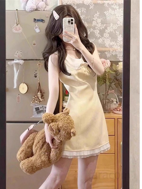 여성 여름 민소매 미니드레스 허리 슬림핏 인형 칼라 노란색 파티복 빈티지 스타일 데일리룩 시원한 착용감 - 상세 이미지 2