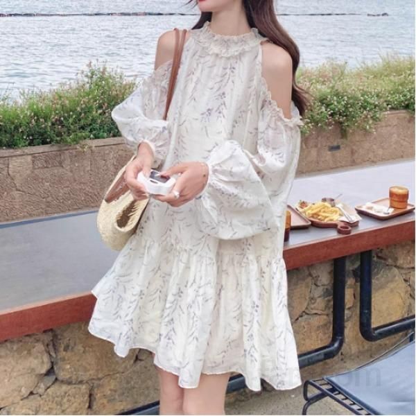여성 오프숄더 플로럴 드레스 여름 바캉스룩 시원한 착용감 휴양지원피스 스타일러블한 비치웨어 데일리 편안한 여름휴가원피스 - 상품 이미지