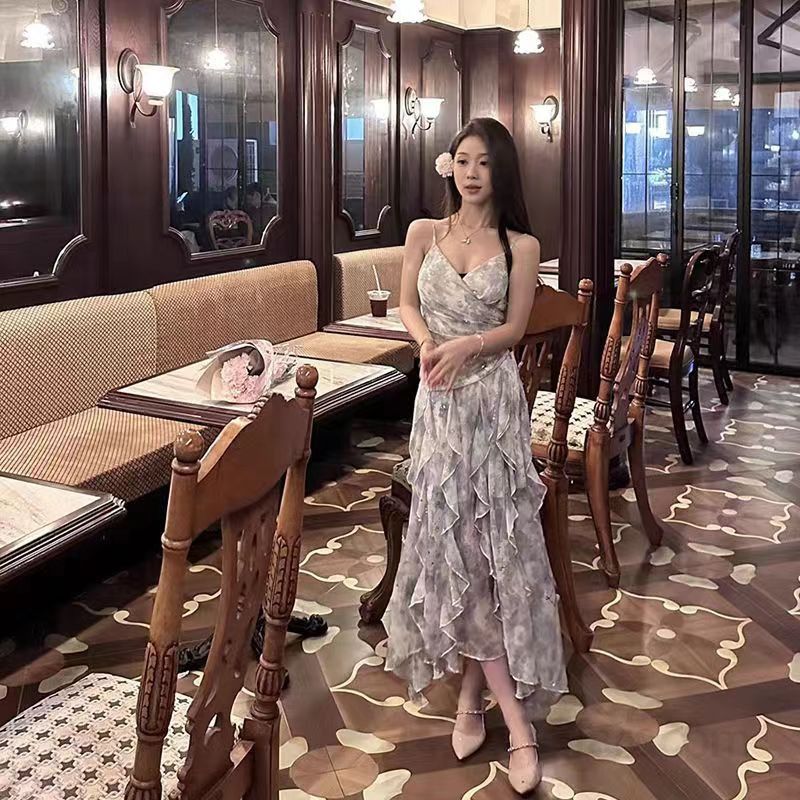 플로럴 서스펜더 롱 드레스 여성 가을 휴양지룩 바캉스원피스 도파민 웨어 스타일 해변 산책용 시원하고 편안한 착용감 - 상세 이미지 4