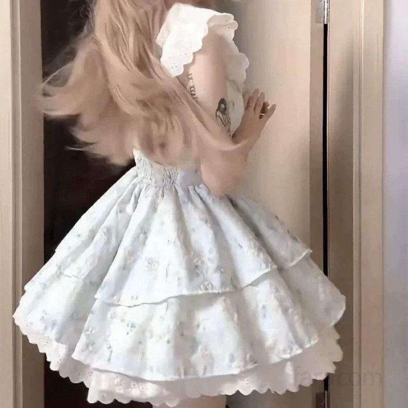 여성 여름 원피스 플라워 패턴 부드러운 소재 공주 스타일 케이크 스커트 날아다니는 소매 로맨틱한 휴양지룩 편안한 착용감 - 상세 이미지 3