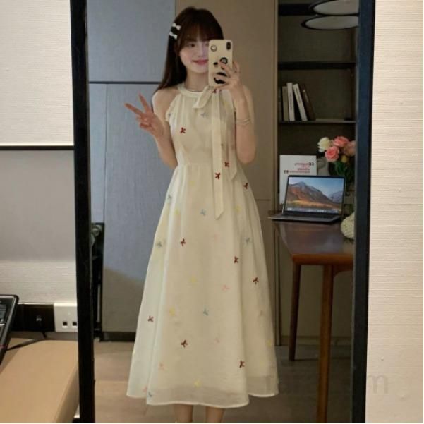 여성 슬리브리스 롱 드레스 여름 바캉스룩 허리 슬림한 우아한 비치웨어 휴양지 스타일 데일리 착용감 편안한 여름원피스 - 상세 이미지 4