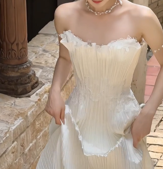 플리츠 셀프웨딩드레스 심플 튜브톱 A라인 레이스 자수 본식 촬영 파티 이브닝드레스 - 상세 이미지 4