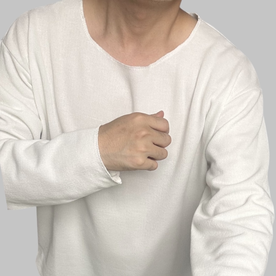 비침없는 흰티 목 넓은 긴팔 무지티 그런지룩 - 상세 이미지 4