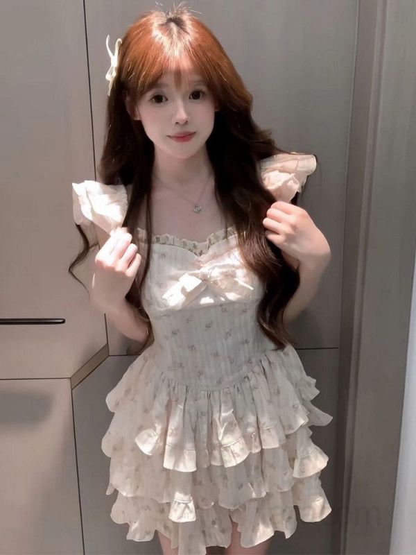 스퀘어넥 미니드레스 여름 파티룩 부드러운 착용감 데일리 플라워 디자인 데이트룩 스타일링 여성스러운 매력적인 드레스 - 상세 이미지 3