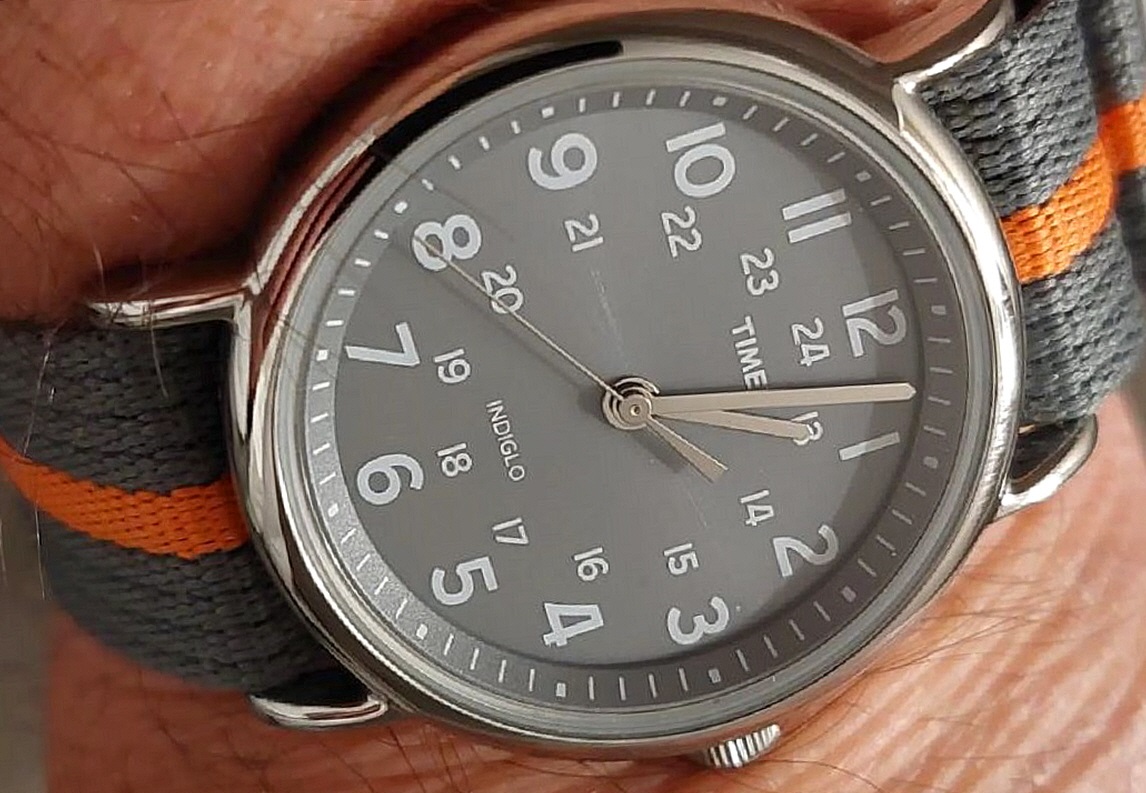 타이맥스 위캔더 남녀공용 나일론 손목시계 38mm 오렌지&그레이 투톤 밴드 TIMEX - 상세 이미지 4