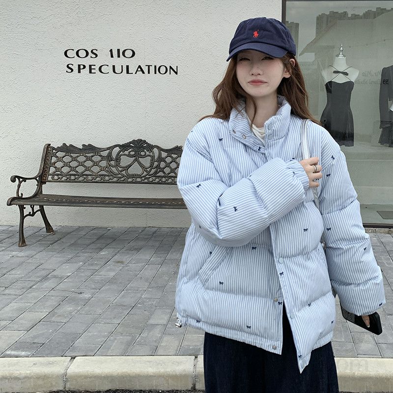 여성 스탠드 칼라 코튼 코트 가을용 나비넥타이 포인트 루즈핏 줄무늬 재킷 스타일리시한 착용감 데일리 아우터 캐주얼 모던한 디자인 - 상세 이미지 5