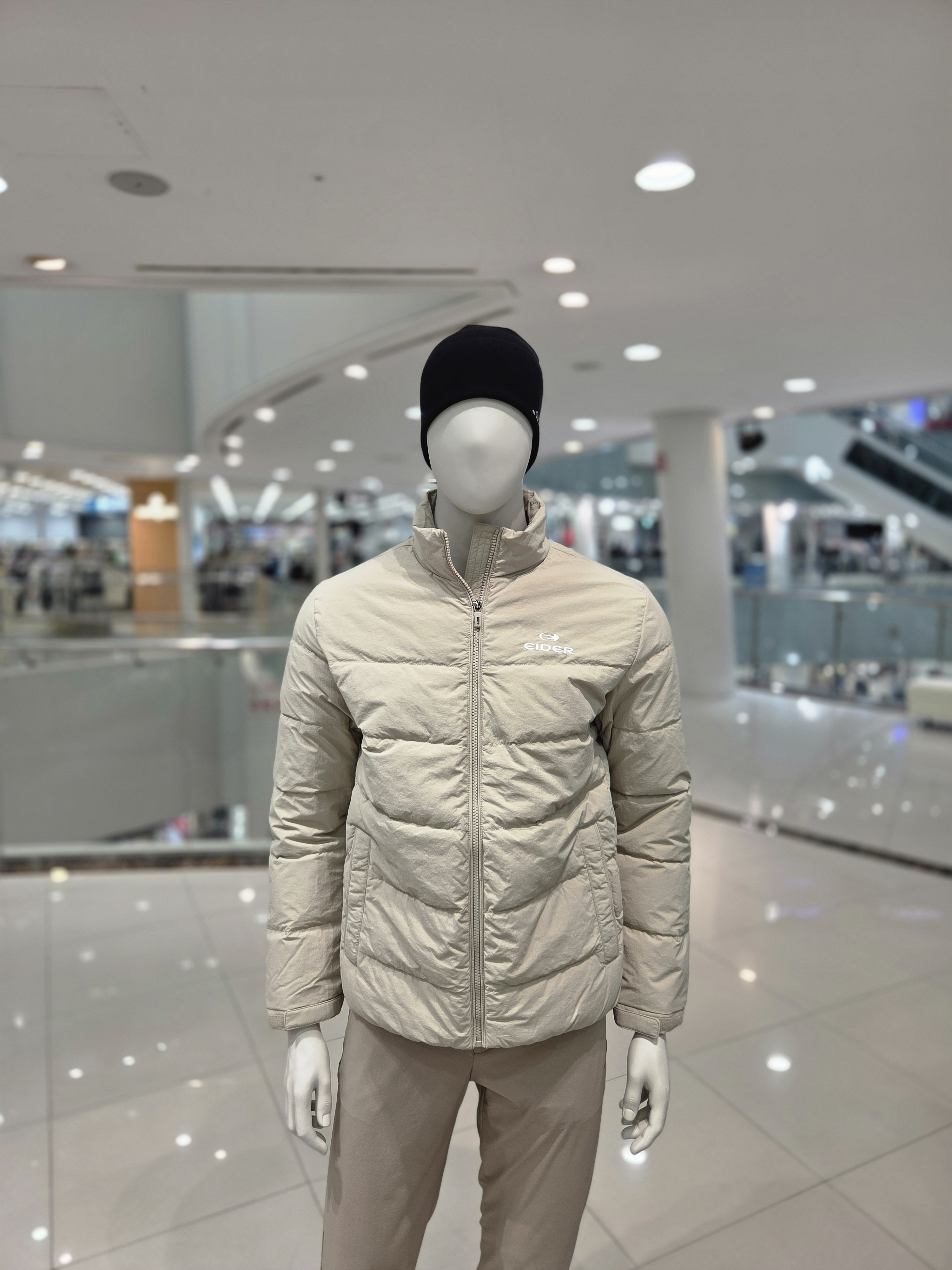 아이더 베이직 남성 덕다운 경량 패딩 겨울 캐주얼 아우터 MW25582