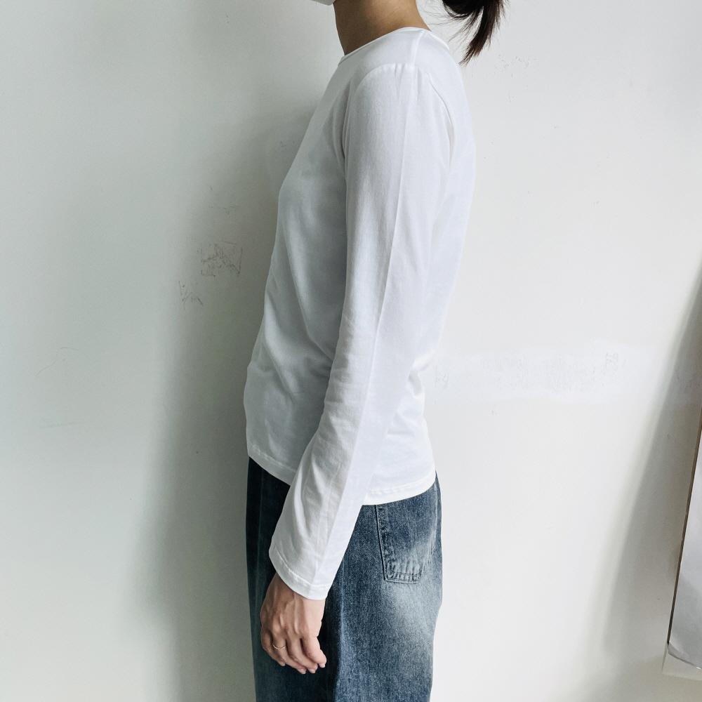 1+1 랍빠티 여성 무지 이너 레이어드 긴팔 티셔츠 - 상세 이미지 4