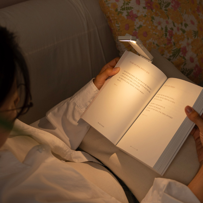 울티 북마크 라이트 북라이트 독서등 초경량 휴대용 미니 LED 스탠드