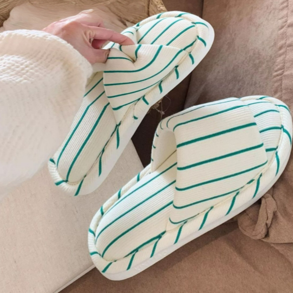 스트라이프 미끄럼방지 실내화 층간소음 쿠션 푹신한 거실화 슬리퍼