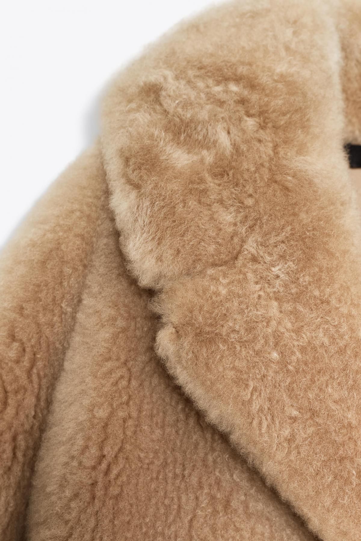 자라 프리미엄 내추럴 시어링 코트 2297/041 BEIGE 이미지 6