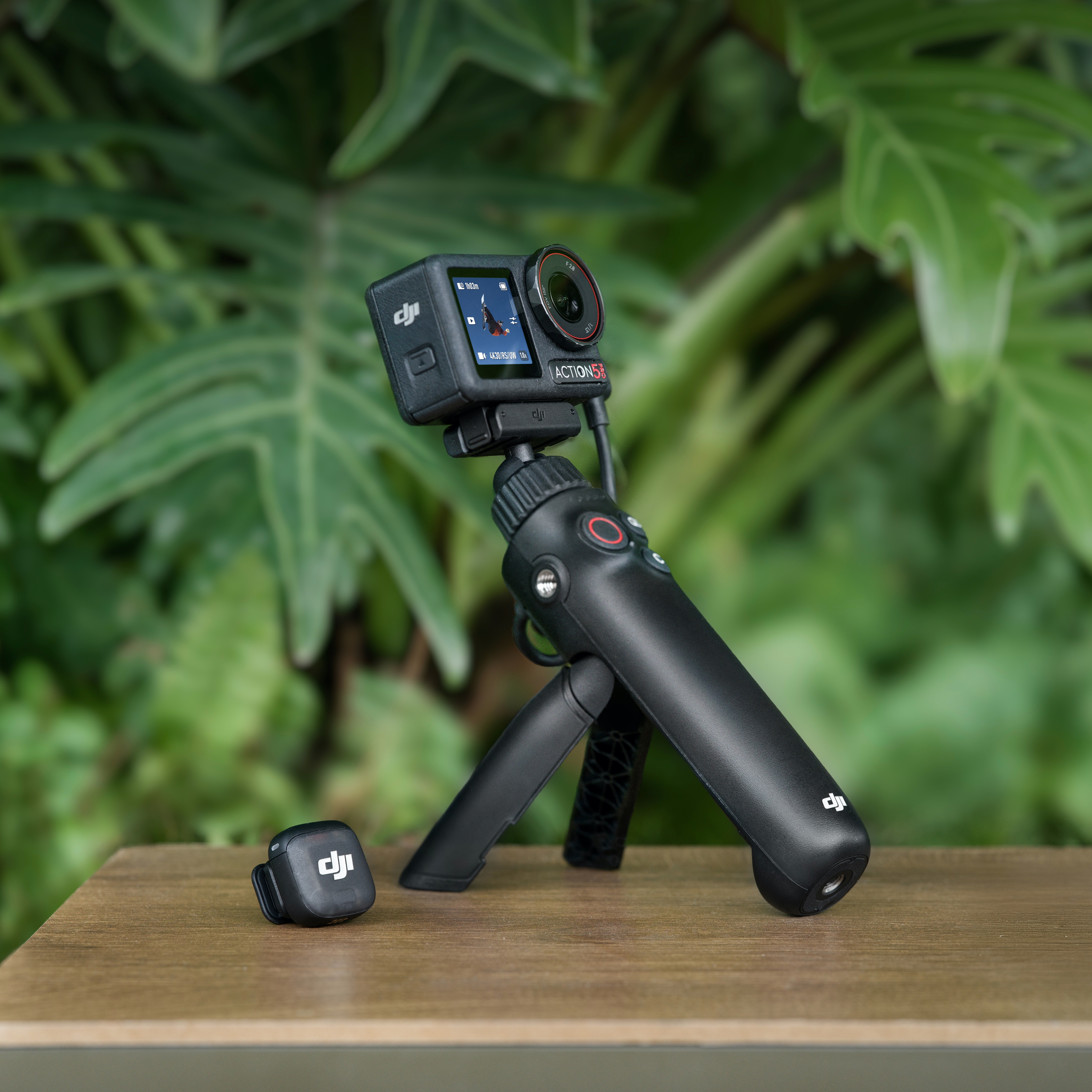 DJI Osmo Action 5 Pro 브이로그 콤보 (DJI Mic 3 송신기) - 상세 이미지 2