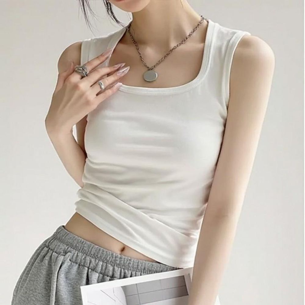 하이백 스퀘어넥 데일리 기본 나시 블랙 - 메인 이미지