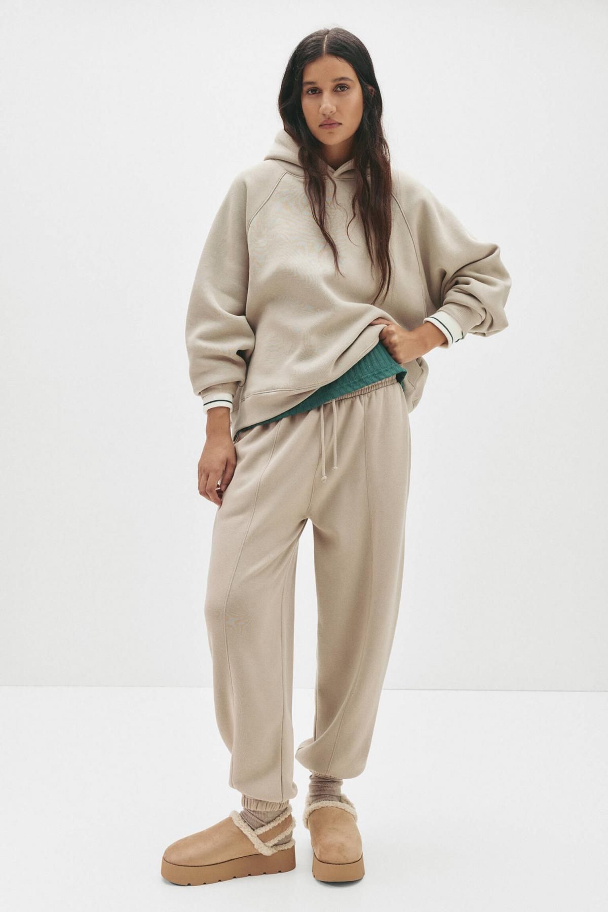 풀앤베어 미니멀 베이지 테크니컬 트랙 팬츠 7675/363 SAND - 상세 이미지 2