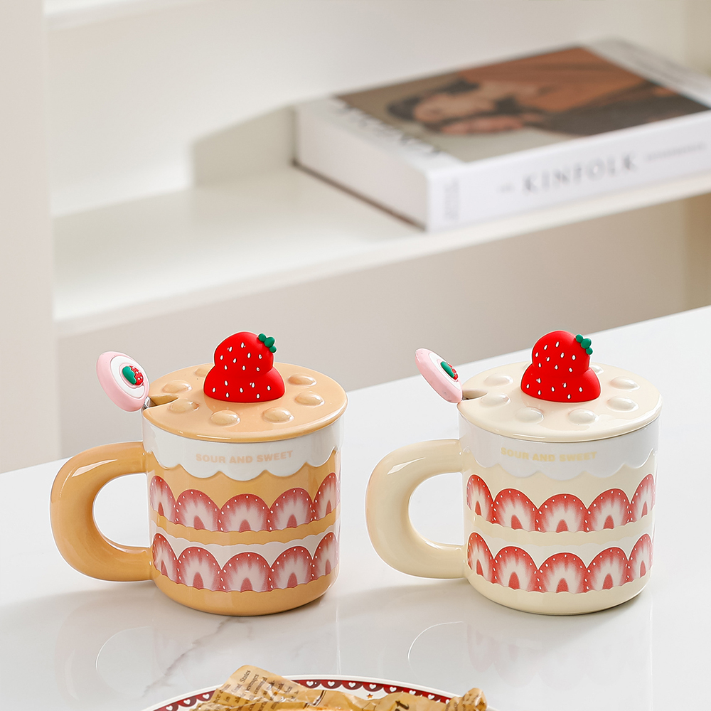 레토 머그컵 딸기 스푼 뚜껑 집들이 크리스마스선물 패키지 세트 400ml