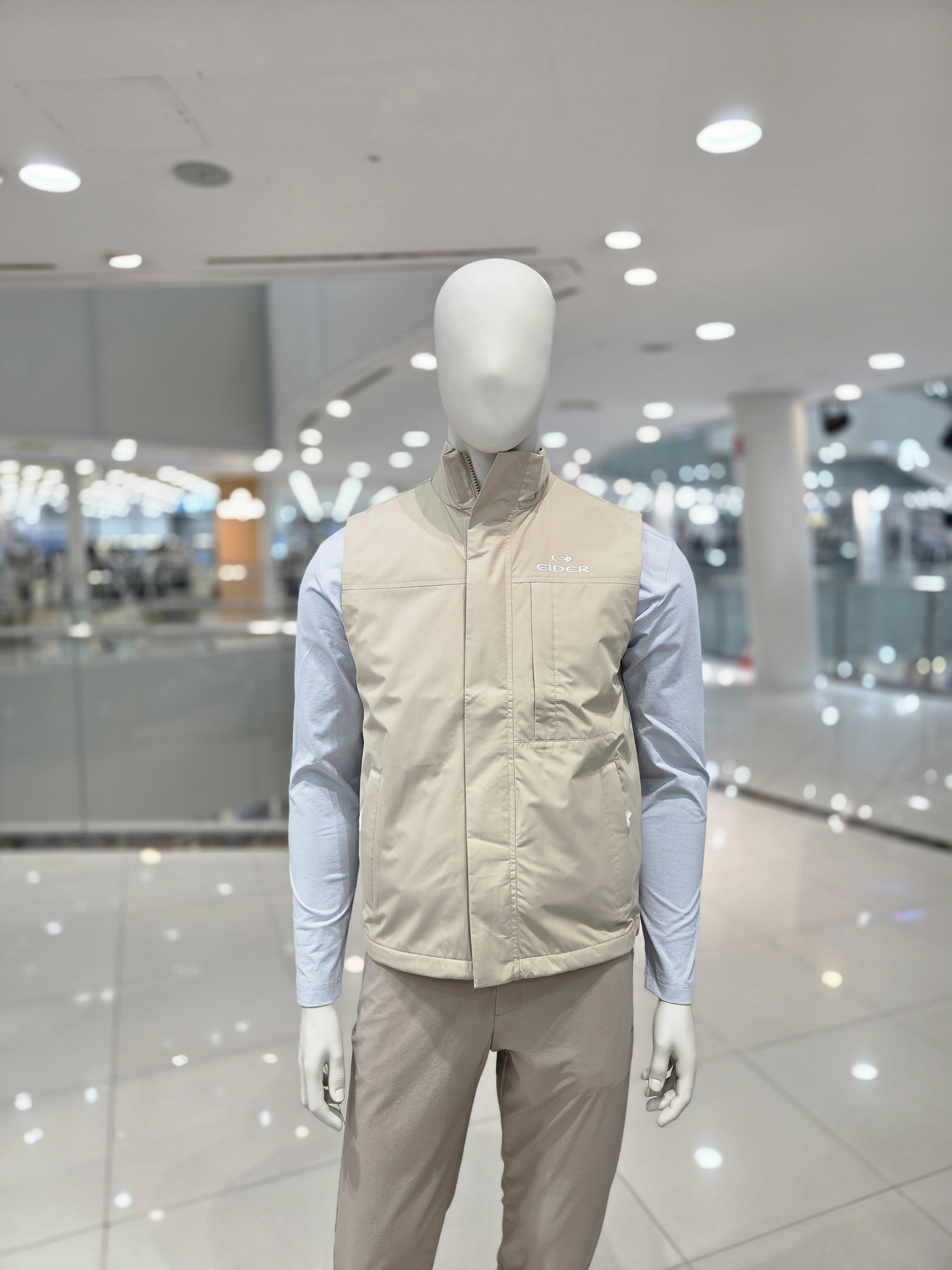 아이더 남성 간절기 등산조끼 2L 방풍 베스트 블랑 MU24601