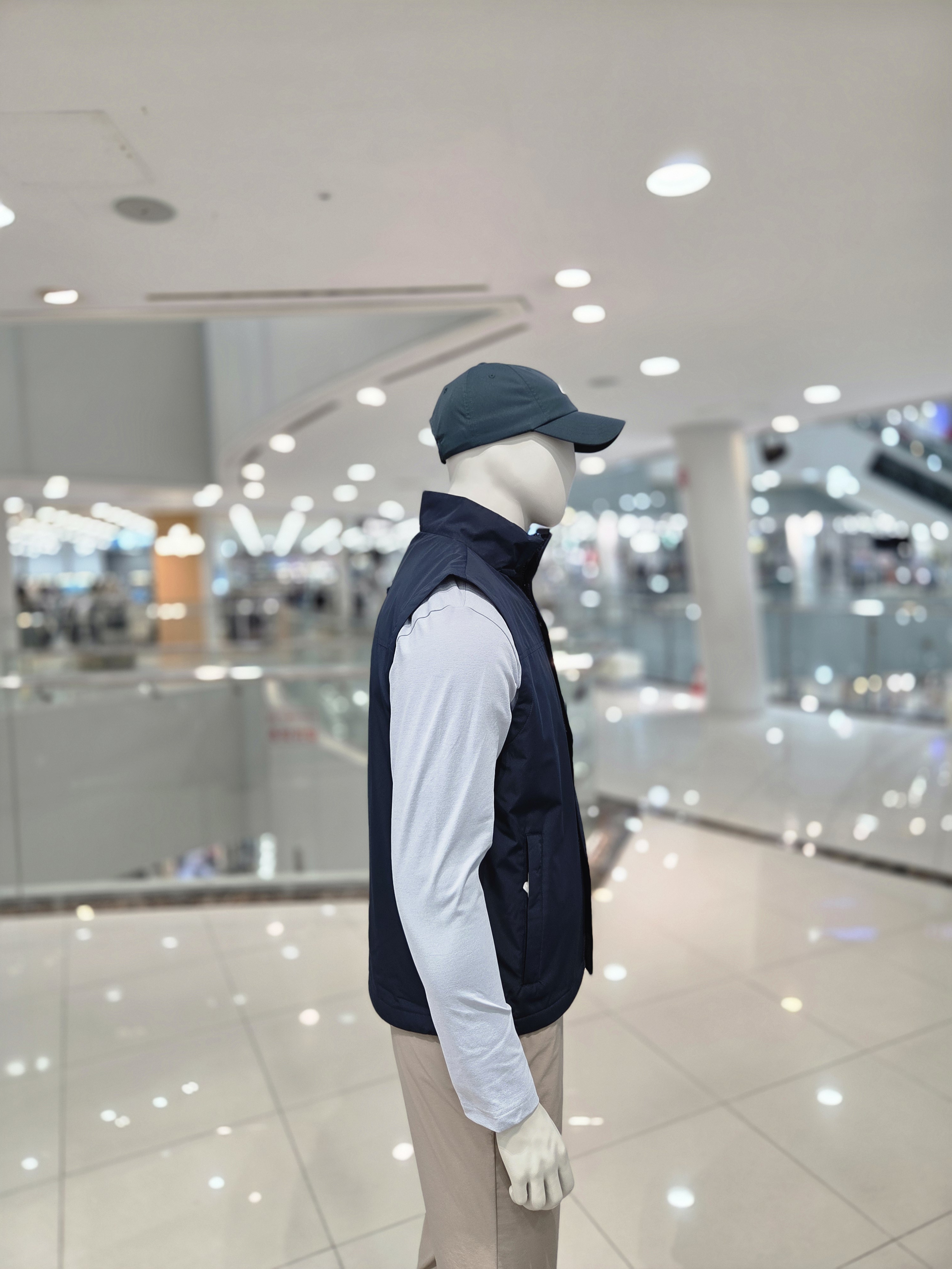 아이더 남성 가을 조끼 2L 방풍 베스트 블랑 MU24601 - 상세 이미지 2