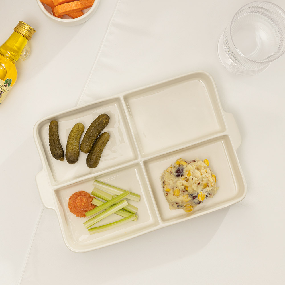 로렌스 크림화이트 핸들 사각 4절 나눔접시 도자기 반찬그릇 앞접시