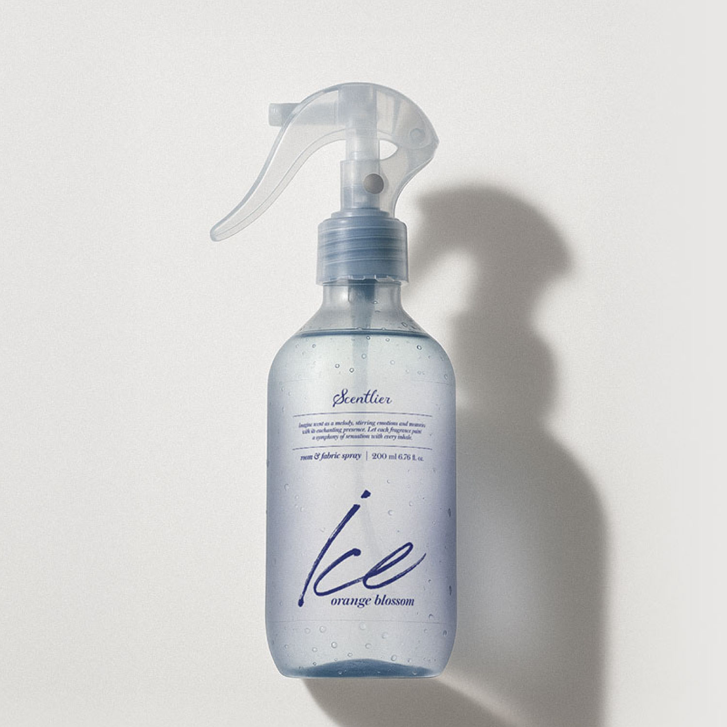 센틀리에 아이스 오렌지블라썸 룸 앤 패브릭 스프레이 200ml - 메인 이미지