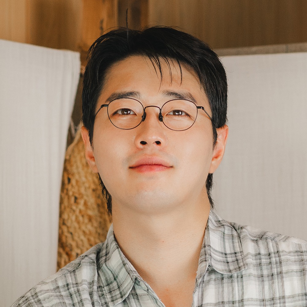 카나드 CA2455 가벼운 티타늄 안경테 블루라이트 차단 렌즈 초경량 메탈 타원형 안경 - 상품 이미지