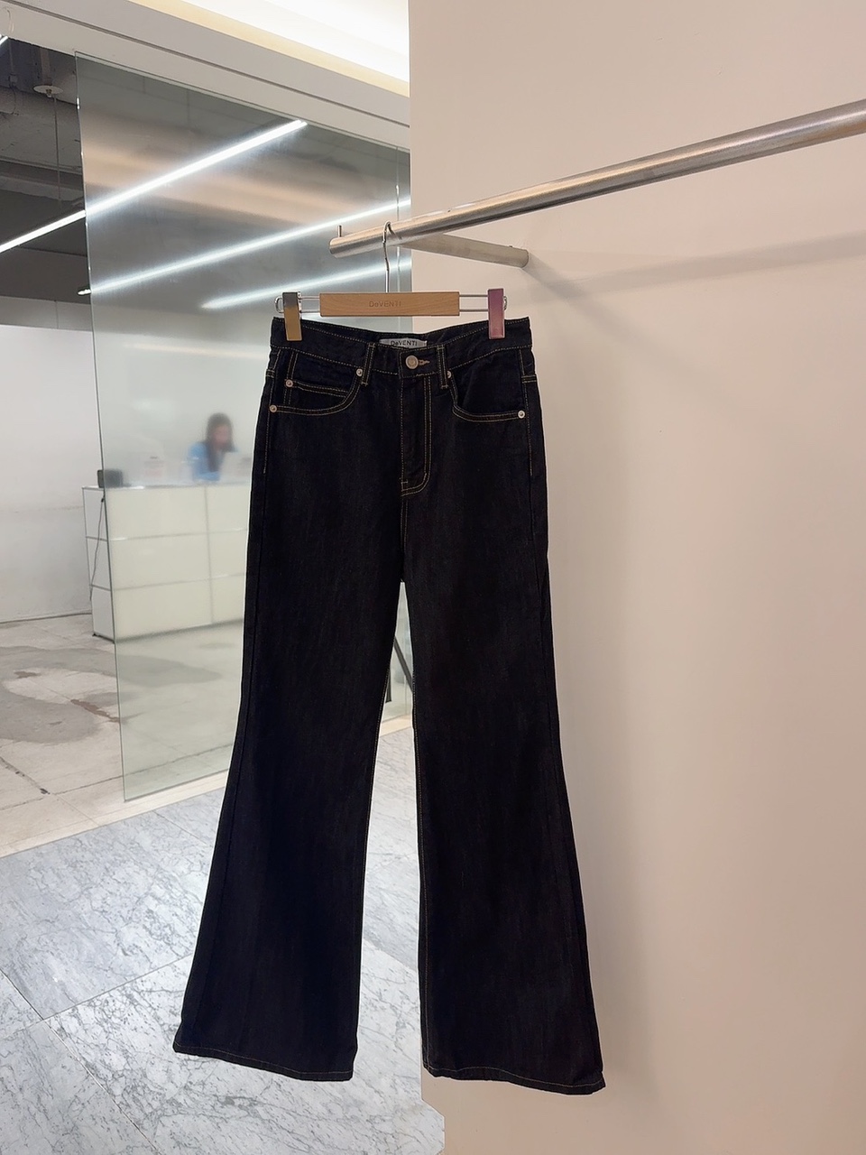 드벤티 캐피탈 플레어 데님 팬츠 프렌치시크 와이드 부츠컷 생지 - 상세 이미지 3