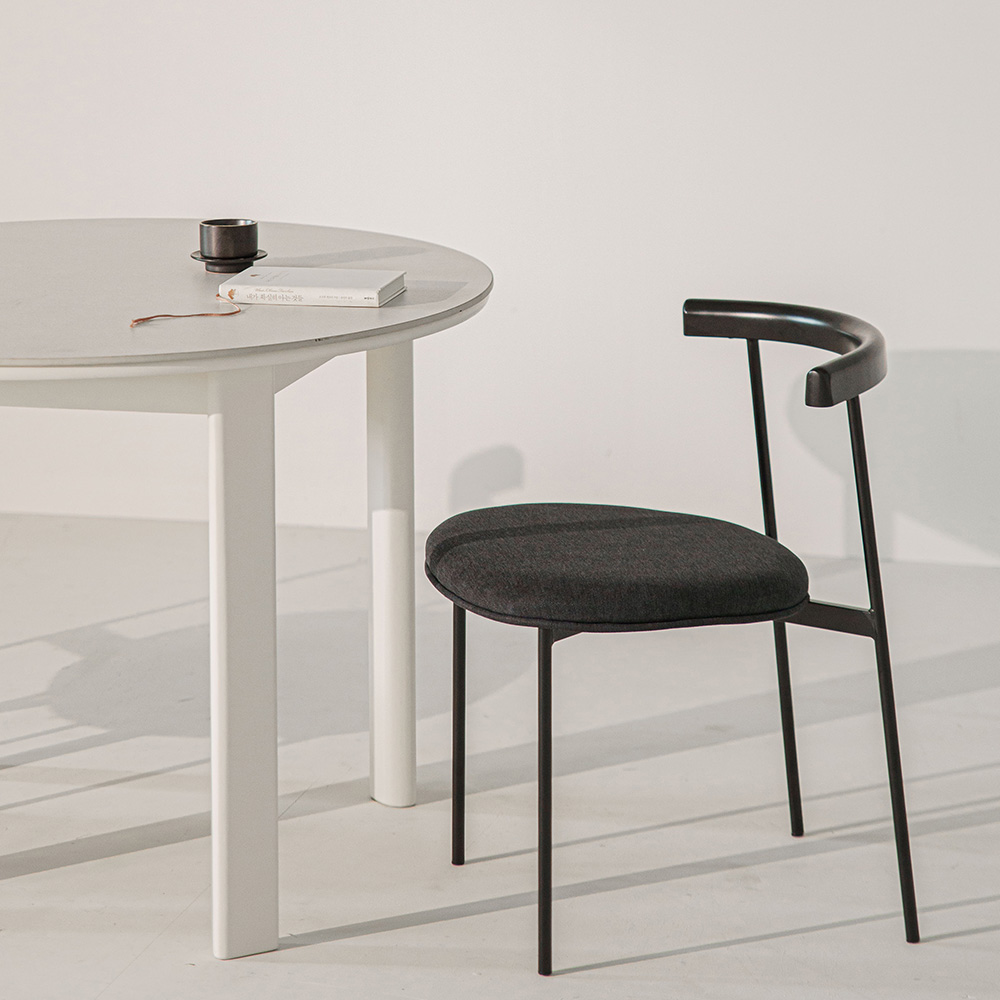 갈렛 원형 식탁 테이블 원목 세라믹 화이트 4인용 1000