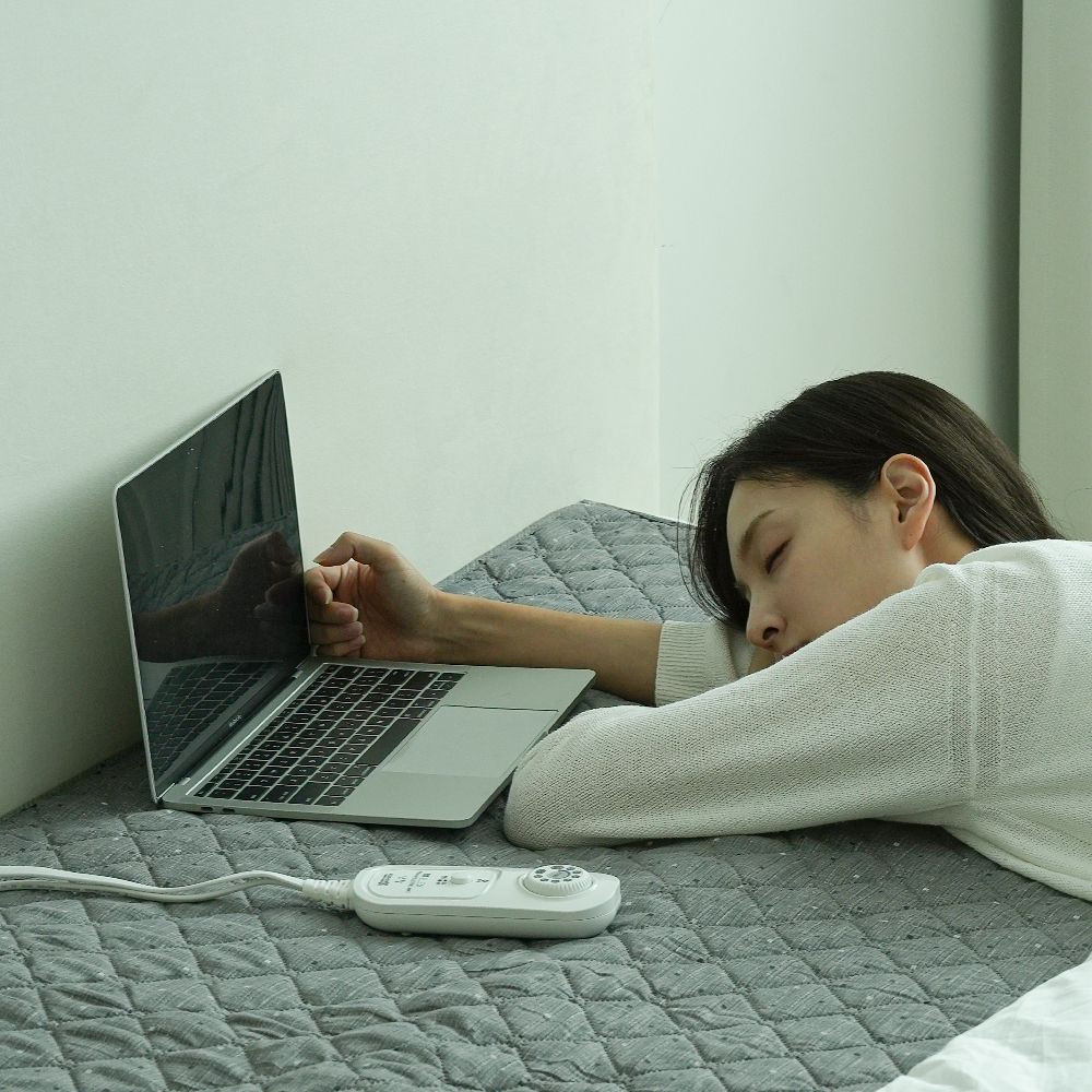 비티일렉스 단잠 탄소매트 무자계 카본 온열매트 전자파없는 전기장판 캠핑 싱글