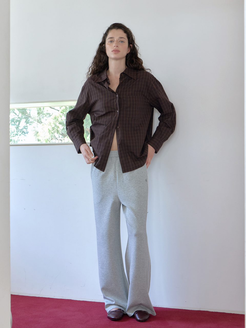 [엘씨브이] EMBROIDERY WIDE SWEAT PANTS_GRAY - 상세 이미지 5